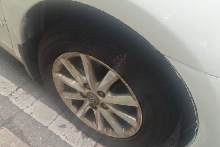 Used Toyota Camry 2011 200G Luxury Anniversary Edition Right Front Wheel Hub