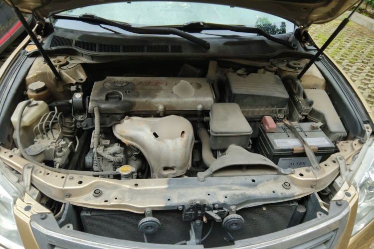 Used Toyota Camry 2011 200G Luxury Anniversary Edition Engine Bay