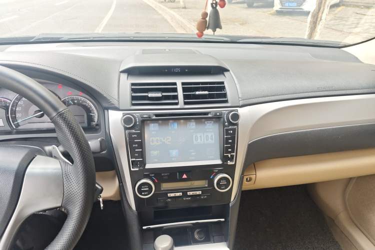 Used Toyota Camry 2012 Junrui 2.0S Radiant Edition Audio And AC Panel