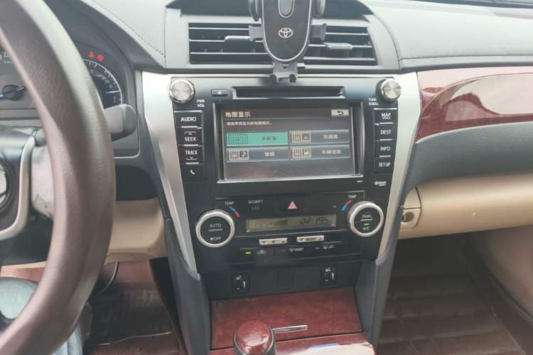 Used Toyota Camry 2012 2.0G Luxury Edition Audio And AC Panel