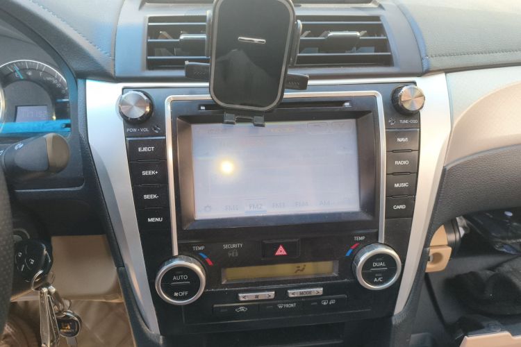 Used Toyota Camry 2012 Junrui 2.0S Radiant Edition Audio And AC Panel