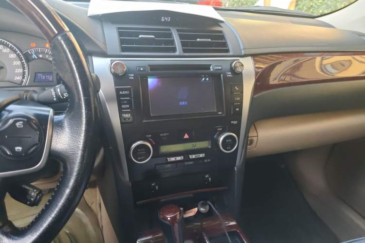 Used Toyota Camry 2012 2.5G Luxury Edition Audio And AC Panel