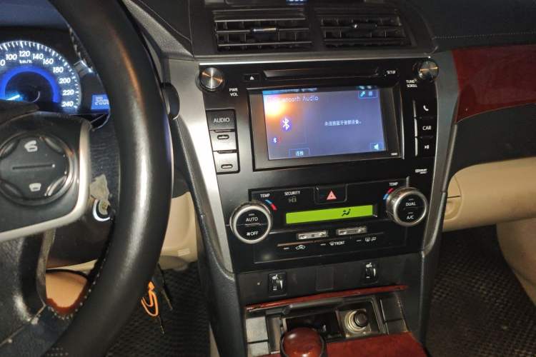 Used Toyota Camry 2012 2.0G Luxury Edition Audio And AC Panel