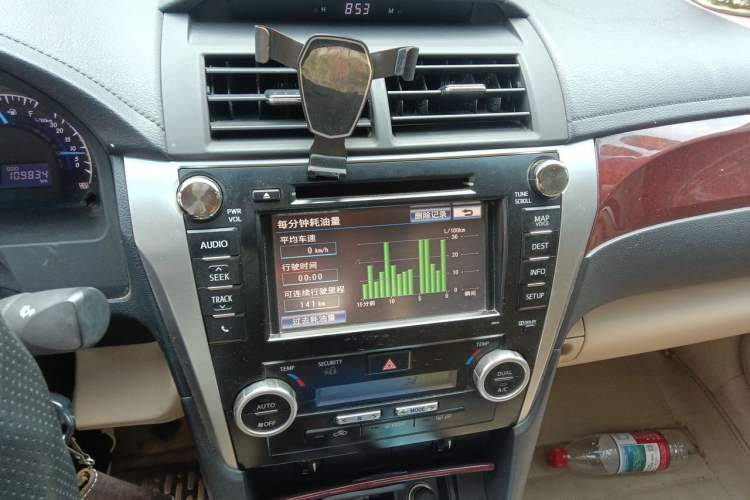 Used Toyota Camry 2012 2.0G Luxury Navigation Edition Audio And AC Panel