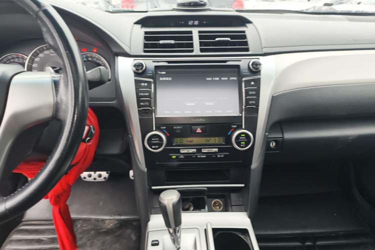 Used Toyota Camry 2012 Junrui 2.0S Radiant Edition Audio And AC Panel