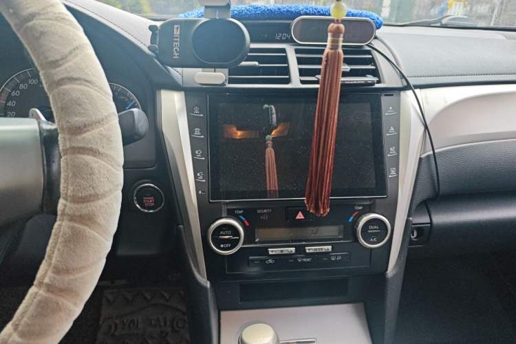 Used Toyota Camry 2012 Junrui 2.0S Radiant Edition Audio And AC Panel