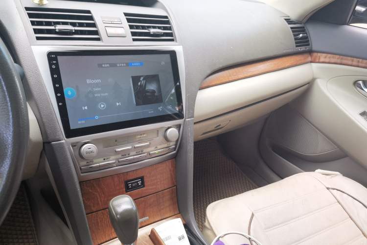 Used Toyota Camry 2012 200E Classic Elite Edition Audio And AC Panel