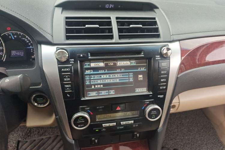 Used Toyota Camry 2012 2.5G Luxury Navigation Edition Audio And AC Panel