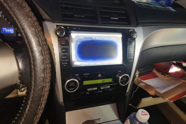 Used Toyota Camry 2012 Junrui 2.0S Radiant Edition Audio And AC Panel