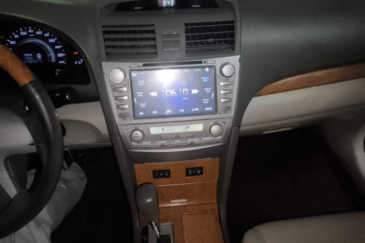 Used Toyota Camry 2012 200G Classic Luxury Edition Audio And AC Panel
