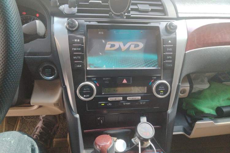 Used Toyota Camry 2012 2.5G Luxury Edition Audio And AC Panel