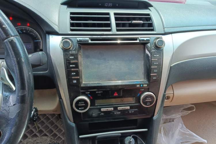 Used Toyota Camry 2012 Junrui 2.0S Radiant Edition Audio And AC Panel