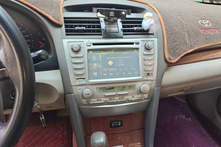 Used Toyota Camry 2012 200E Classic Elite Edition Audio And AC Panel