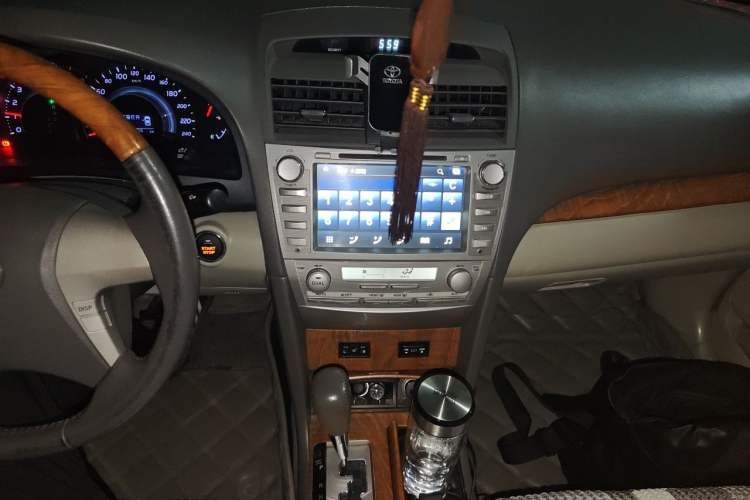 Used Toyota Camry 2012 200G Classic Luxury Edition Audio And AC Panel