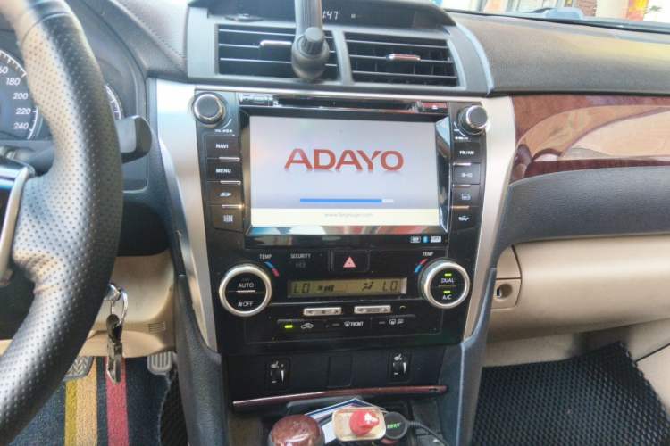 Used Toyota Camry 2012 2.0G Luxury Edition Audio And AC Panel
