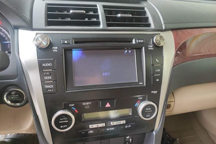 Used Toyota Camry 2012 2.5G Luxury Edition Audio And AC Panel