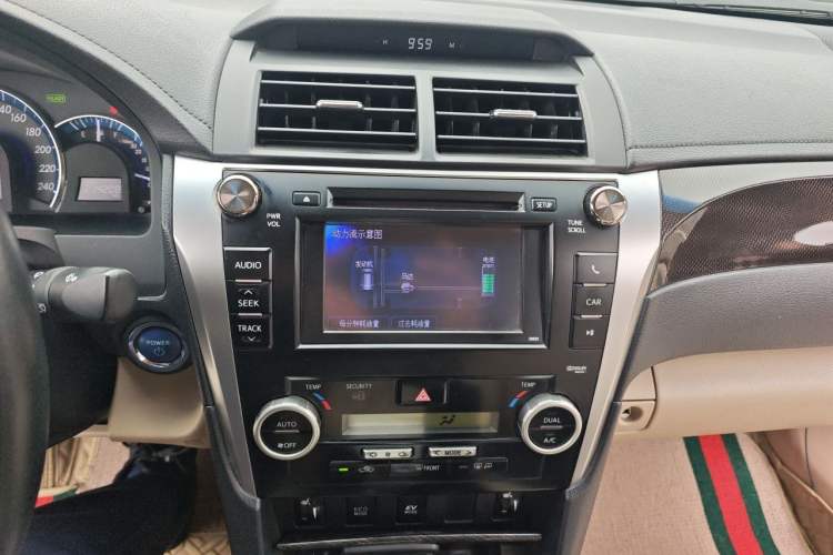Used Toyota Camry 2012 Luxurious Edition 2.5HG Zunrui Audio And AC Panel