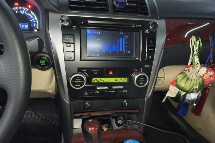 Used Toyota Camry 2012 2.5G Luxury Edition Audio And AC Panel