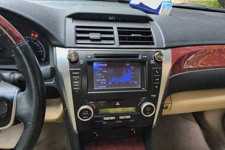 Used Toyota Camry 2012 2.0G Luxury Edition Audio And AC Panel