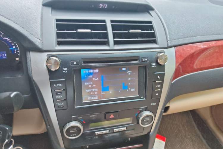 Used Toyota Camry 2012 2.0G Luxury Edition Audio And AC Panel