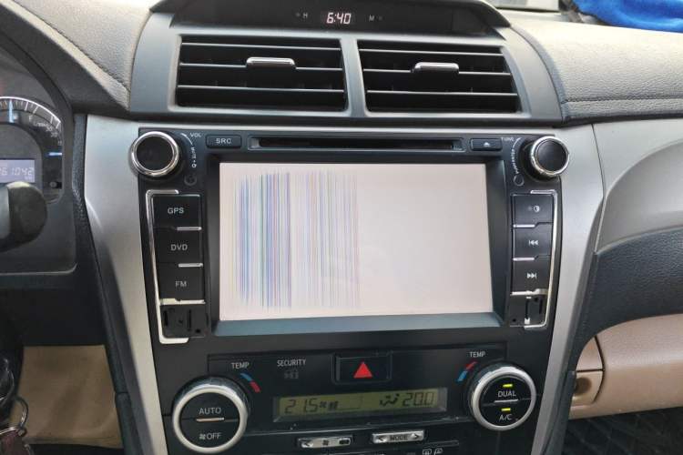 Used Toyota Camry 2012 Junrui 2.0S Radiant Edition Audio And AC Panel