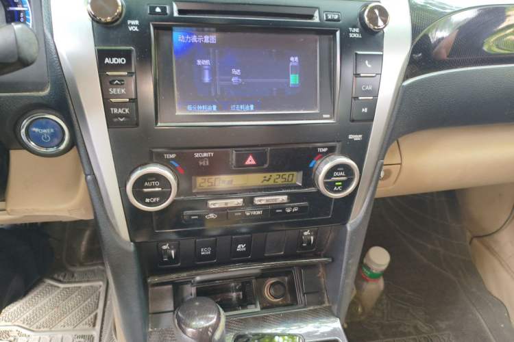 Used Toyota Camry 2012 Luxurious Edition 2.5HG Zunrui Audio And AC Panel