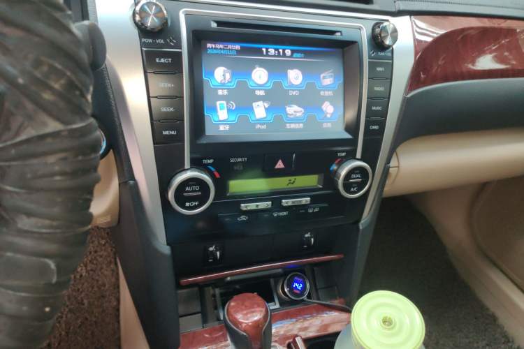 Used Toyota Camry 2012 2.5G Luxury Edition Audio And AC Panel