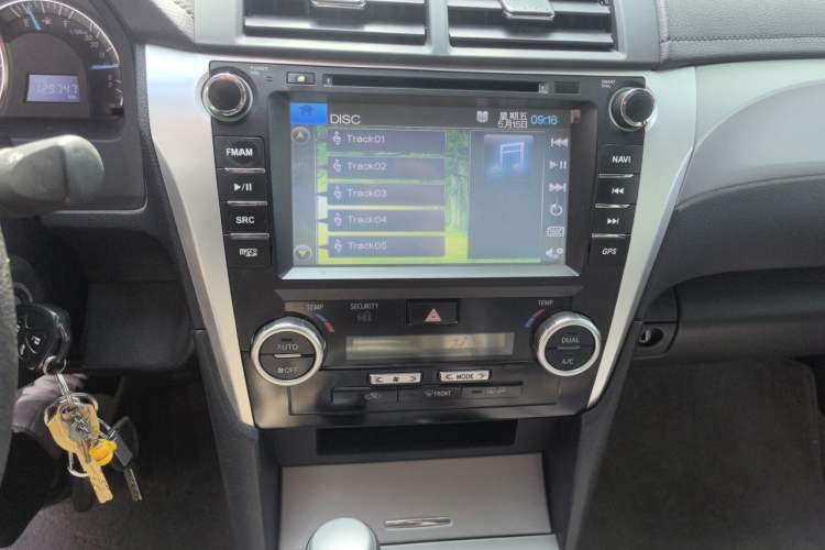 Used Toyota Camry 2012 Junrui 2.0S Radiant Edition Audio And AC Panel