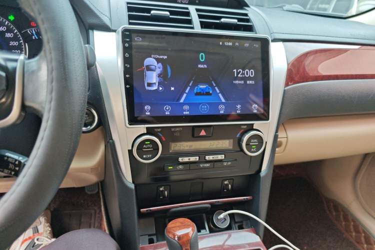 Used Toyota Camry 2012 2.5G Luxury Navigation Edition Audio And AC Panel