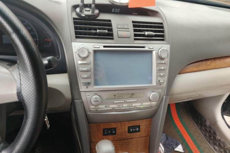 Used Toyota Camry 2012 200G Classic Luxury Edition Audio And AC Panel