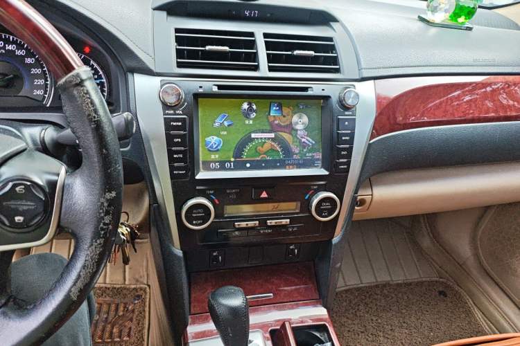 Used Toyota Camry 2012 2.0G Luxury Edition Audio And AC Panel