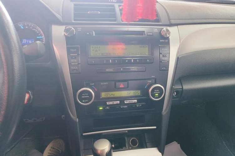 Used Toyota Camry 2012 Junrui 2.0S Radiant Edition Audio And AC Panel