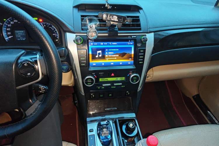 Used Toyota Camry 2012 Luxurious Edition 2.5HG Zunrui Audio And AC Panel