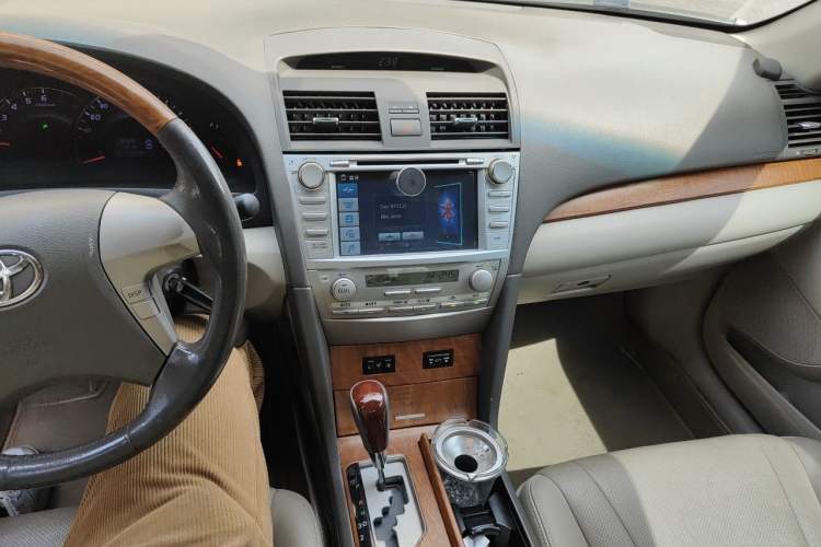 Used Toyota Camry 2012 200G Classic Luxury Edition Audio And AC Panel