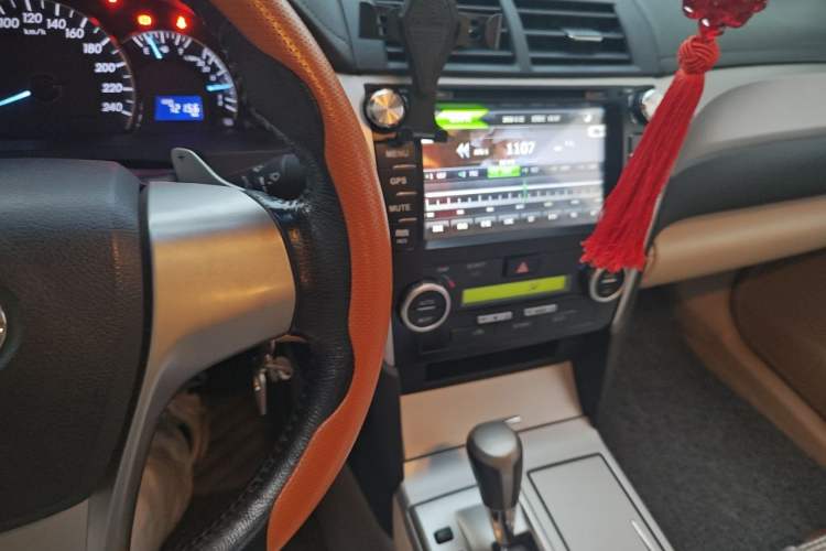 Used Toyota Camry 2012 Junrui 2.0S Radiant Edition Audio And AC Panel