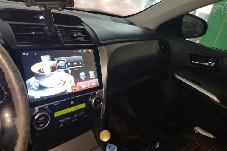 Used Toyota Camry 2012 Junrui 2.0S Radiant Edition Audio And AC Panel