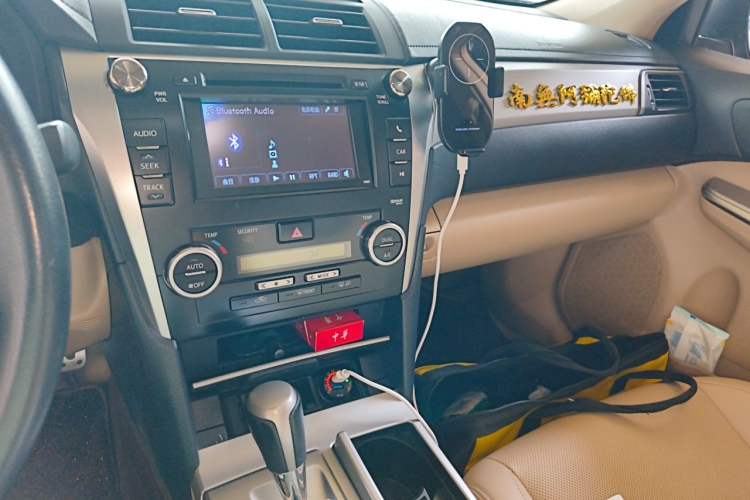 Used Toyota Camry 2012 Junrui 2.0S Radiant Edition Audio And AC Panel