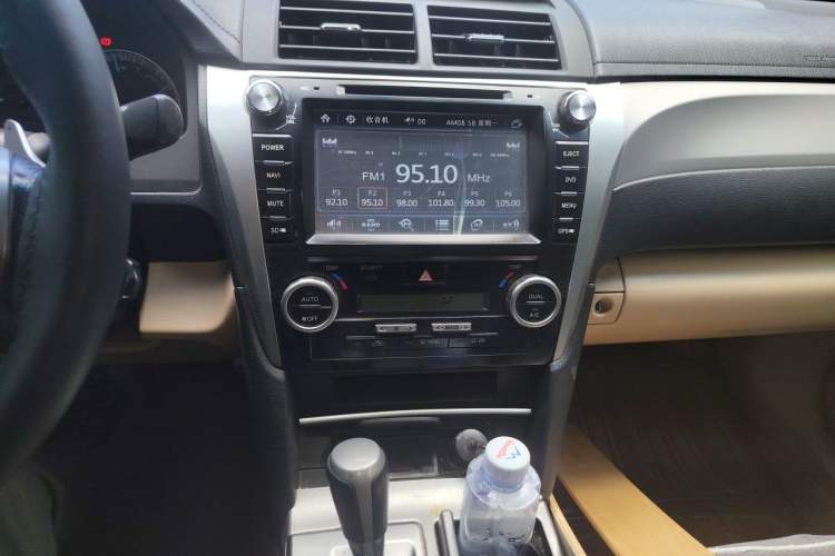 Used Toyota Camry 2012 Junrui 2.0S Radiant Edition Audio And AC Panel