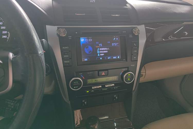 Used Toyota Camry 2012 2.5G Luxury Edition Audio And AC Panel