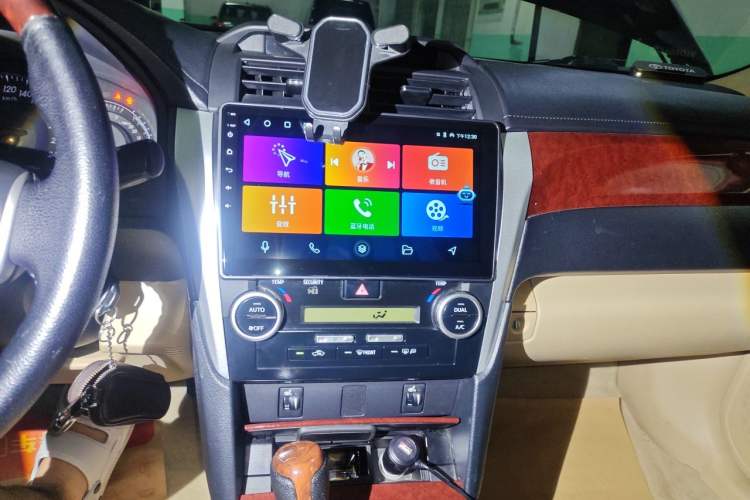 Used Toyota Camry 2012 2.0G Luxury Edition Audio And AC Panel