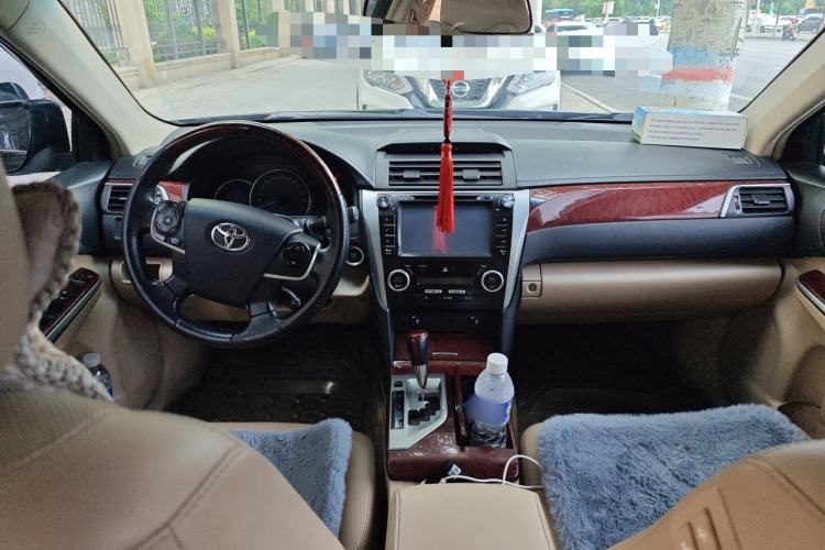 Used Toyota Camry 2012 2.5G Luxury Edition Center Console