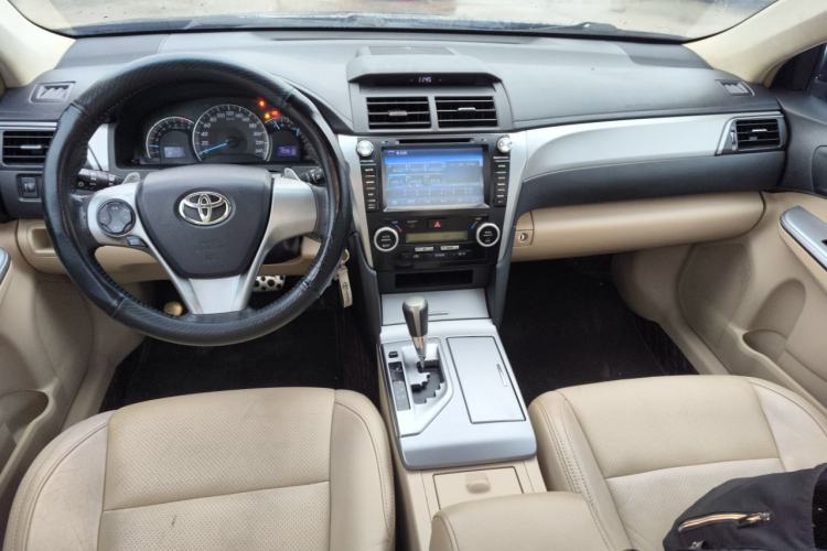 Used Toyota Camry 2012 Junrui 2.0S Radiant Edition Center Console