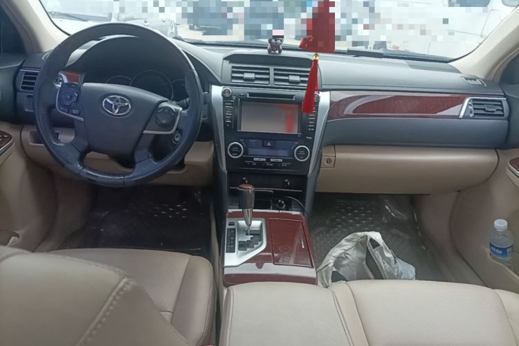 Used Toyota Camry 2012 2.0G Luxury Edition Center Console