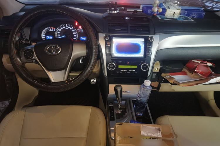 Used Toyota Camry 2012 Junrui 2.0S Radiant Edition Center Console