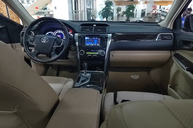 Used Toyota Camry 2012 Luxurious Edition 2.5HG Zunrui Center Console