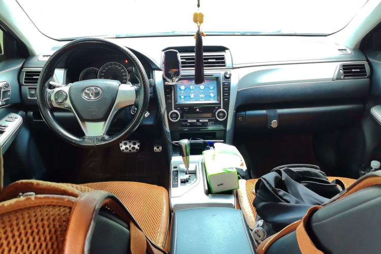 Used Toyota Camry 2012 Junrui 2.0S Radiant Edition Center Console