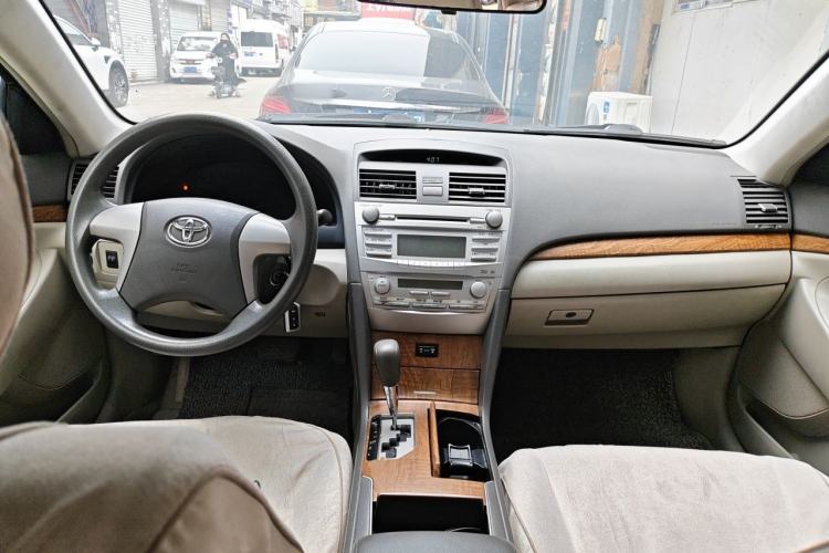 Used Toyota Camry 2012 200E Classic Elite Edition Center Console