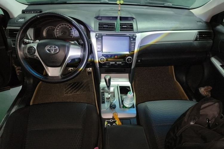 Used Toyota Camry 2012 Junrui 2.0S Radiant Edition Center Console
