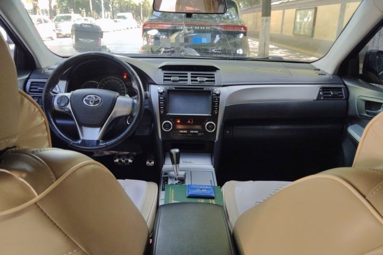 Used Toyota Camry 2012 Junrui 2.0S Radiant Edition Center Console