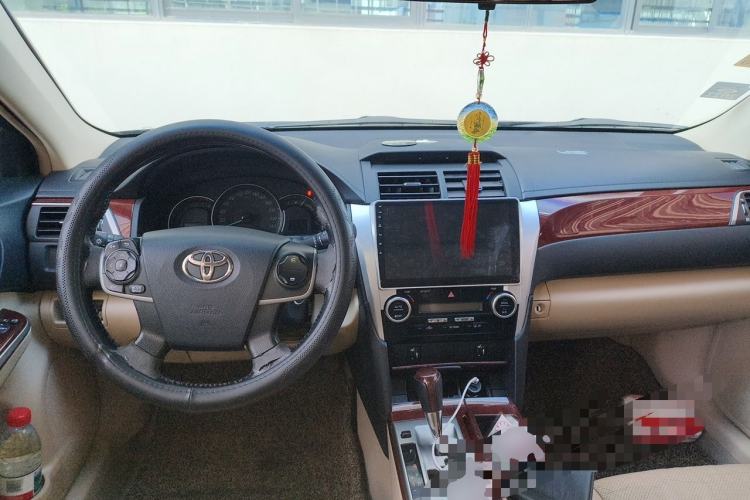 Used Toyota Camry 2012 2.0G Luxury Edition Center Console